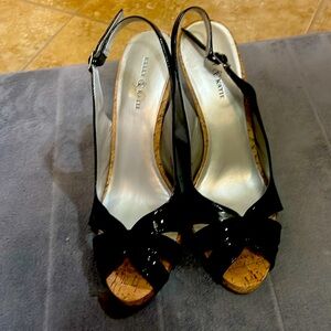 Kelly & Katie open toe patent leather sandals size 10